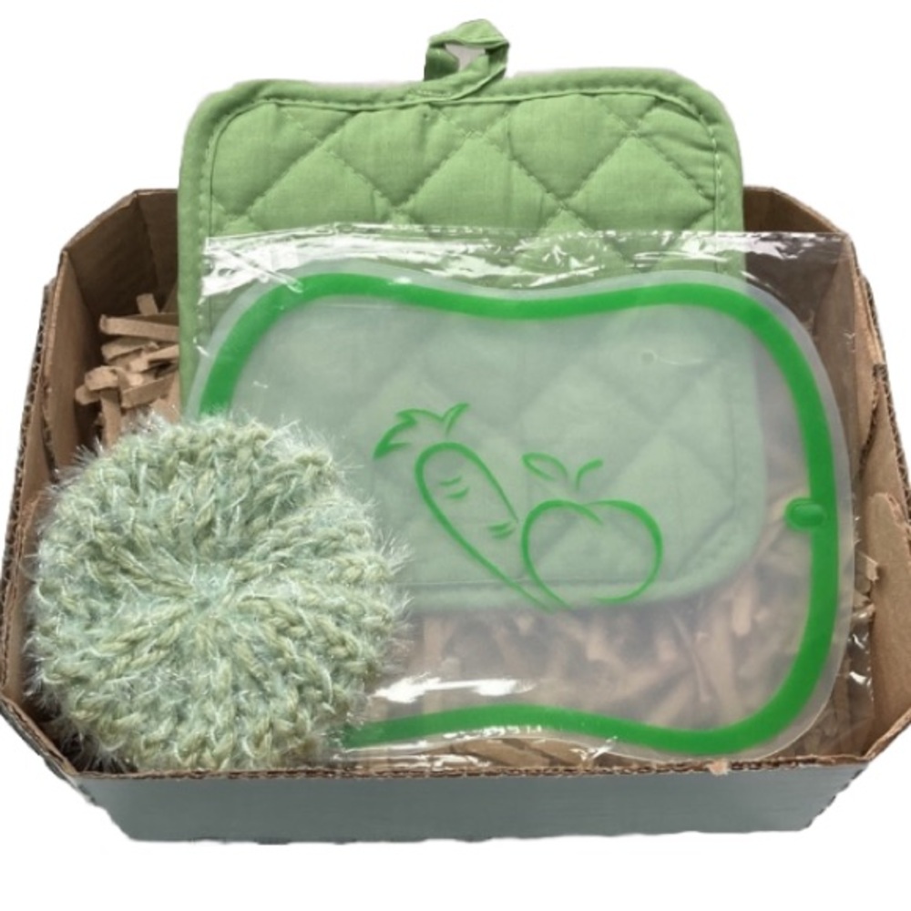Mini Cutting Board Potholder and Dish Scrubby GIFT SET